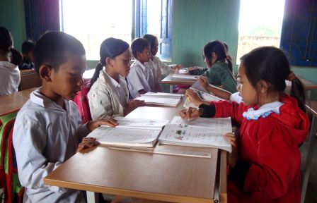Đắk Lắk đầu tư 247 tỷ đồng xây dựng cơ sở vật chất và cấp sách, vở cho học sinh dân tộc thiểu số